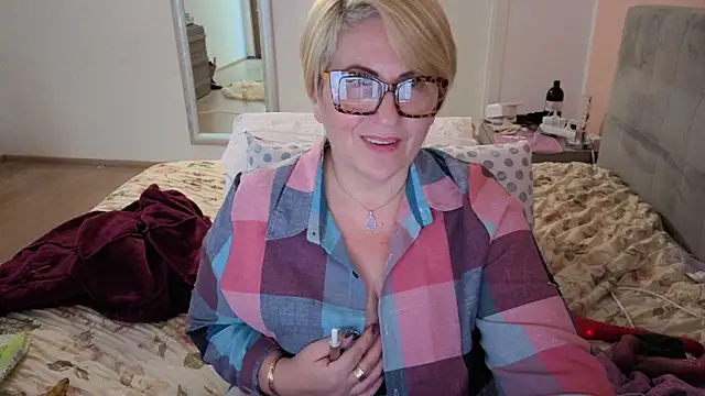 Snapshot of Pumabionda chatting on December 3, 2025, 11:19 am Pumabionda online show from December 3, 2025, 11:19 am