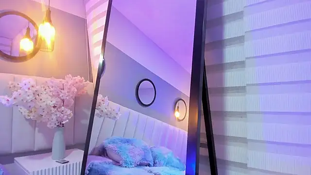 alice lodge online show from September 18, 2025, 3:30 am