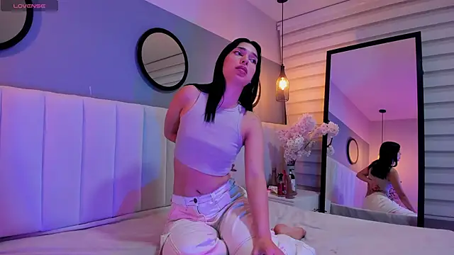 alice lodge online show from November 19, 2025, 3:17 am