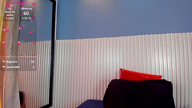 Aida-nicolle online show from March 20, 2025, 1:04 pm