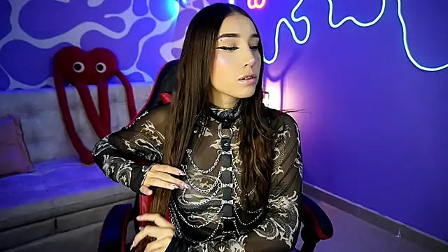 verosmit1 online show from November 21, 2025, 11:14 pm