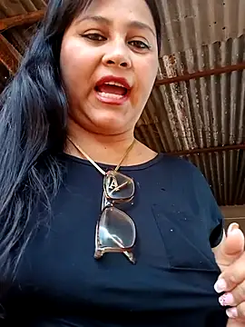 promiscuous-indecent-momm online show from March 22, 2025, 7:20 pm