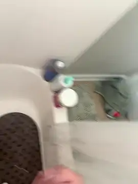 danyh2023 online show from November 27, 2025, 8:22 pm