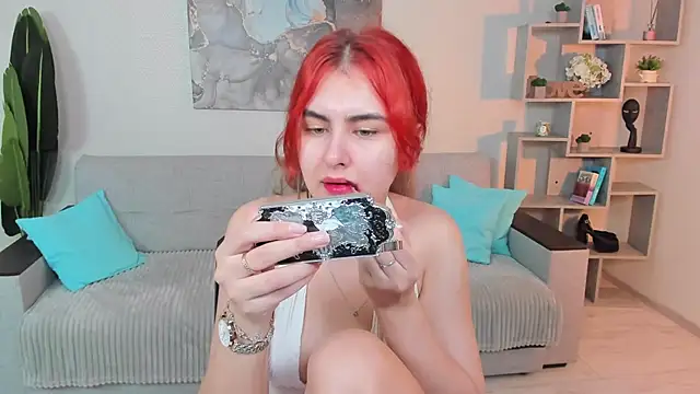 Snapshot of GabriellaMays chatting on October 12, 2025, 5:17 am GabriellaMays online show from October 12, 2025, 5:17 am