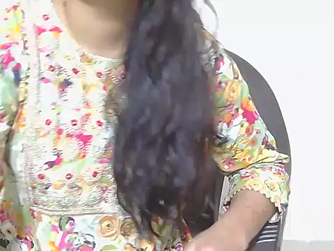 Snapshot of Cute_anamikasingh chatting on March 11, 2025, 6:21 am Cute anamikasingh online show from March 11, 2025, 6:21 am