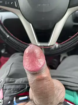 Snapshot of BadboySLR_8899 chatting on September 19, 2025, 9:11 am BadboySLR 8899 online show from September 19, 2025, 9:11 am