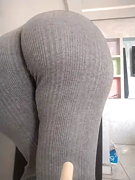 Snapshot of Dalou3a-69 chatting on September 15, 2025, 11:10 am Dalou3a-69 online show from September 15, 2025, 11:10 am