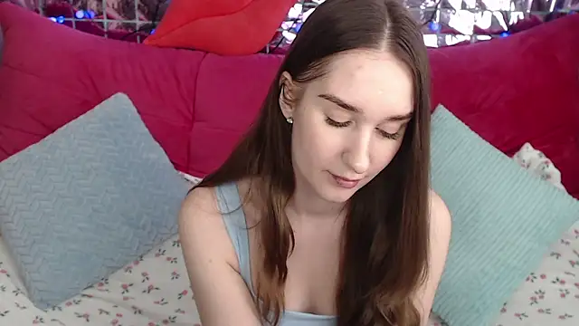 Snapshot of Margarettii chatting on March 14, 2025, 9:03 am Margarettii online show from March 14, 2025, 9:03 am