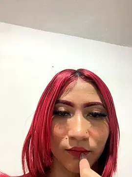 Snapshot of Dulce-sexy chatting on October 9, 2025, 9:13 pm Dulce-sexy online show from October 9, 2025, 9:13 pm