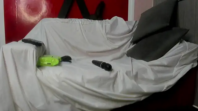 Snapshot of ebony_valentina chatting on September 20, 2025, 1:50 am ebony valentina online show from September 20, 2025, 1:50 am