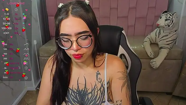 Anni acker b online show from November 26, 2025, 3:07 am