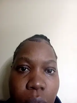 Snapshot of PinkMagic chatting on November 5, 2025, 6:19 pm PinkMagic online show from November 5, 2025, 6:19 pm