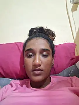 Snapshot of indianpink_lips chatting on October 12, 2025, 6:18 pm indianpink lips online show from October 12, 2025, 6:18 pm