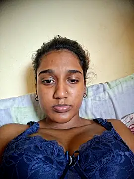 Snapshot of indianpink_lips chatting on November 13, 2025, 12:15 pm indianpink lips online show from November 13, 2025, 12:15 pm