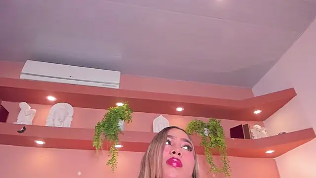 SofiaBennett  online show from November 6, 2025, 12:17 pm