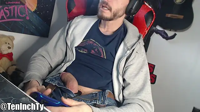 teninchty online show from December 3, 2025, 4:38 pm