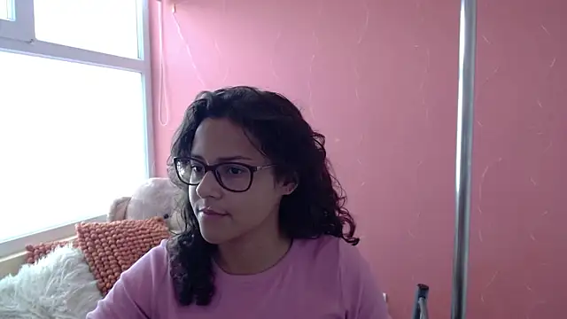 Snapshot of morahaze chatting on January 9, 2025, 8:44 pm morahaze online show from January 9, 2025, 8:44 pm