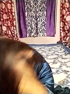 Snapshot of srijashemale chatting on February 25, 2025, 6:42 pm srijashemale online show from February 25, 2025, 6:42 pm