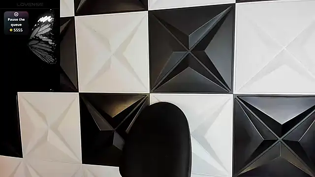 melany rouse18 online show from October 25, 2025, 1:02 am