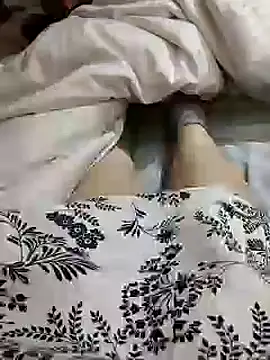 Snapshot of Loly2025 chatting on February 22, 2025, 1:57 pm Loly2025 online show from February 22, 2025, 1:57 pm