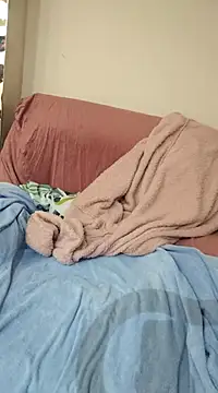 Snapshot of Loly2025 chatting on March 20, 2025, 5:04 pm Loly2025 online show from March 20, 2025, 5:04 pm