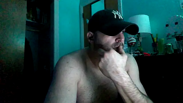 Snapshot of Novabear6996 chatting on October 16, 2025, 7:20 am Novabear6996 online show from October 16, 2025, 7:20 am