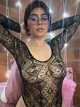 Snapshot of Danna_Myst chatting on February 27, 2025, 12:21 am Danna Myst online show from February 27, 2025, 12:21 am