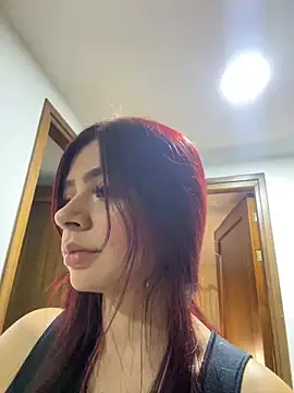 Snapshot of Danna_Myst chatting on March 21, 2025, 12:07 am Danna Myst online show from March 21, 2025, 12:07 am