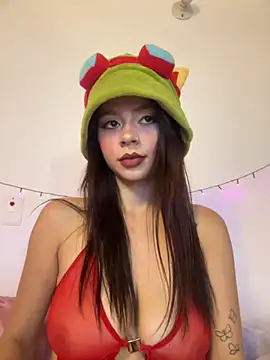 Snapshot of Danna_Myst chatting on October 6, 2025, 3:04 am Danna Myst online show from October 6, 2025, 3:04 am