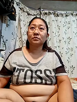 hotchubby88 online show from November 7, 2025, 1:16 am