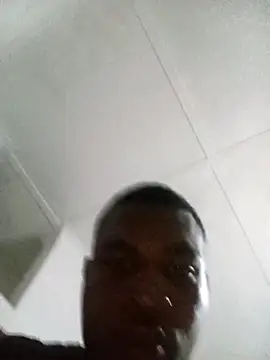 bosszonke123 online show from November 12, 2025, 8:52 pm