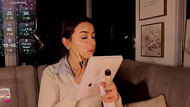 Ivanna West online show from November 14, 2025, 10:14 am