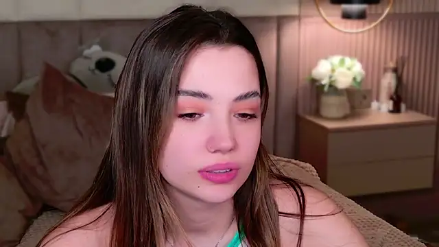 Alice Deleon online show from March 3, 2025, 1:10 am