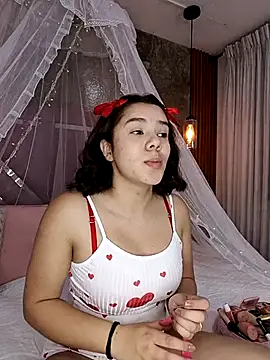 EmmaSulivan online show from March 1, 2025, 11:50 am