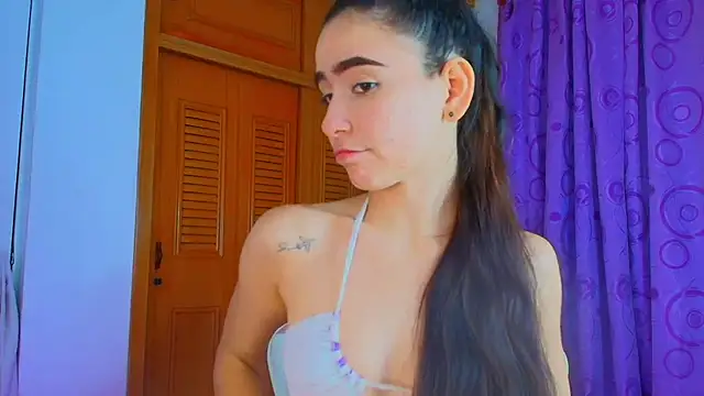 Snapshot of Peach_Rose_ chatting on March 12, 2025, 2:41 am Peach Rose online show from March 12, 2025, 2:41 am