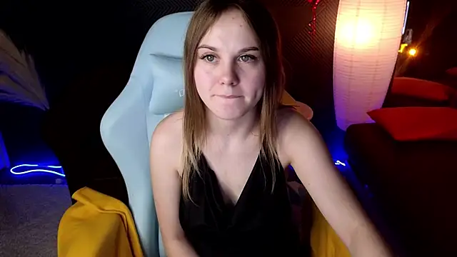 Dyna bae online show from March 10, 2025, 6:05 am