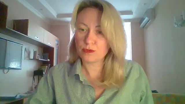 Mary888x online show from March 4, 2025, 3:04 pm