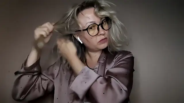 Mary888x online show from September 26, 2025, 5:17 pm