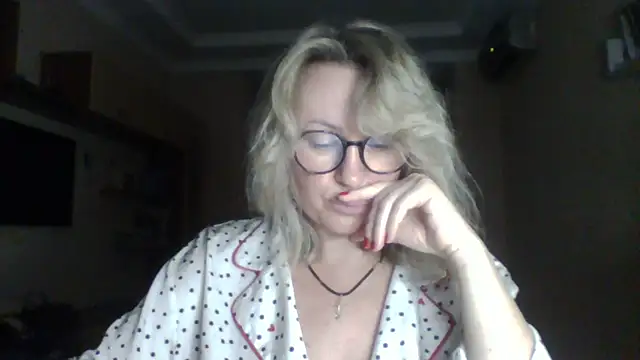 Mary888x online show from October 11, 2025, 6:17 pm