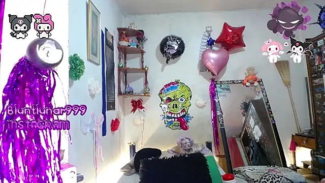 purplekattlyn online show from March 21, 2025, 6:40 pm