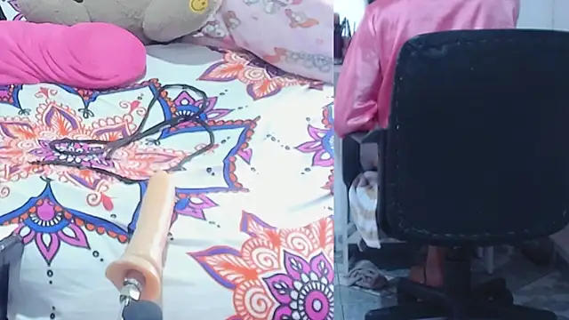 afroditacute15 online show from November 24, 2025, 7:13 pm