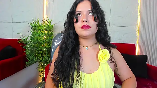 Snapshot of GeorginaReyes chatting on March 22, 2025, 10:37 pm GeorginaReyes online show from March 22, 2025, 10:37 pm