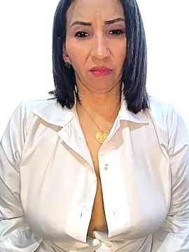 Mrsvictoriaaa online show from September 27, 2025, 7:30 pm