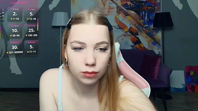 FloraBonde online show from December 16, 2025, 11:15 am