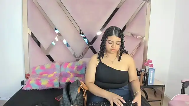 Rubyxht online show from September 20, 2025, 12:50 pm