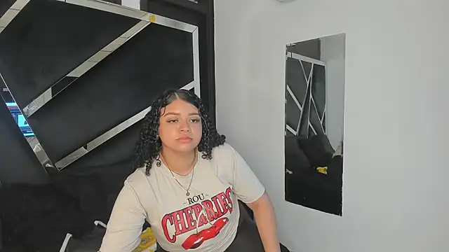 Rubyxht online show from September 21, 2025, 12:40 pm