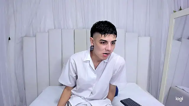 frank jhonsson online show from October 31, 2025, 4:52 pm