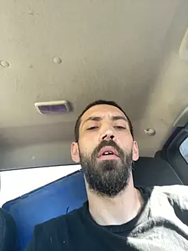 Snapshot of QueenM3 chatting on September 10, 2025, 4:18 pm QueenM3 online show from September 10, 2025, 4:18 pm