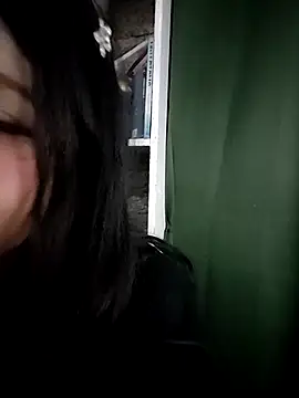 Snapshot of ElaRuil69 chatting on September 18, 2025, 2:13 am ElaRuil69 online show from September 18, 2025, 2:13 am