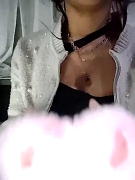 Snapshot of ElaRuil69 chatting on November 14, 2025, 3:49 am ElaRuil69 online show from November 14, 2025, 3:49 am